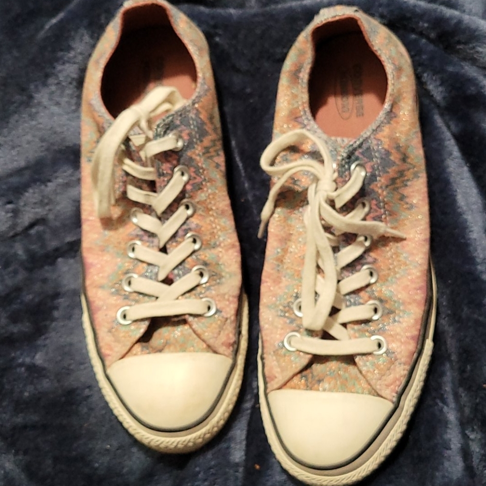 Converse low tops